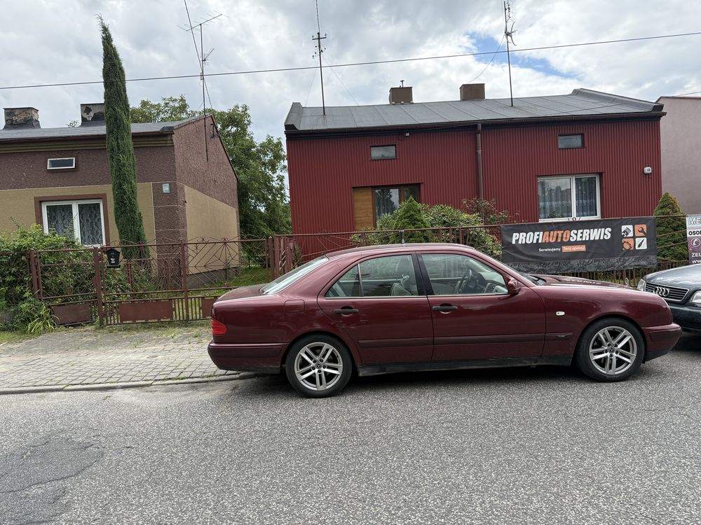 Mercedes W210 2.8l V6 1999r