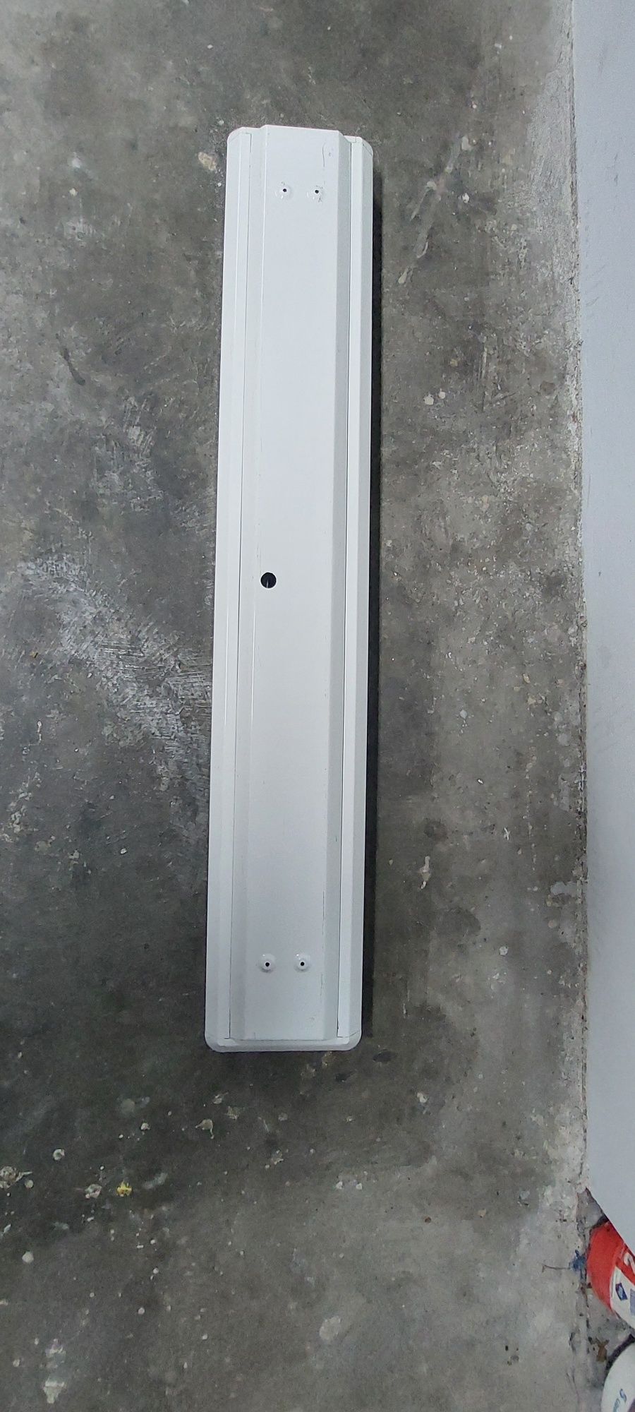 Lampa świetlówka