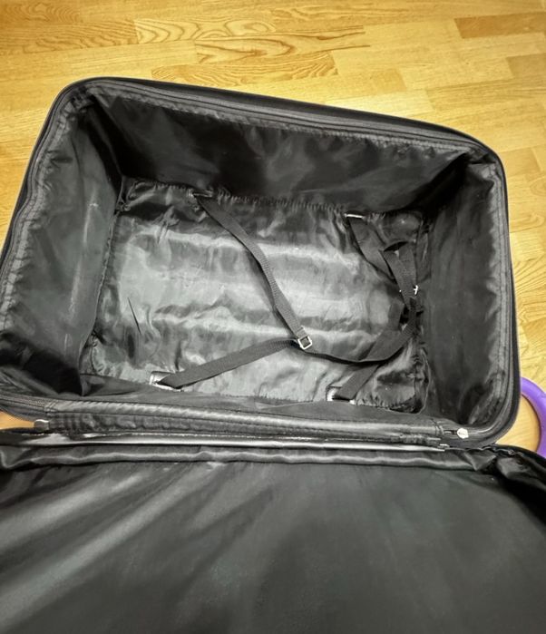 Валіза на колесах