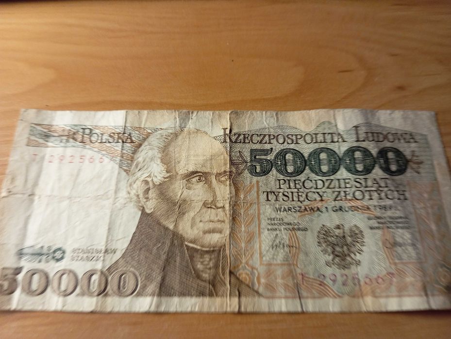 porządki domowe banknot