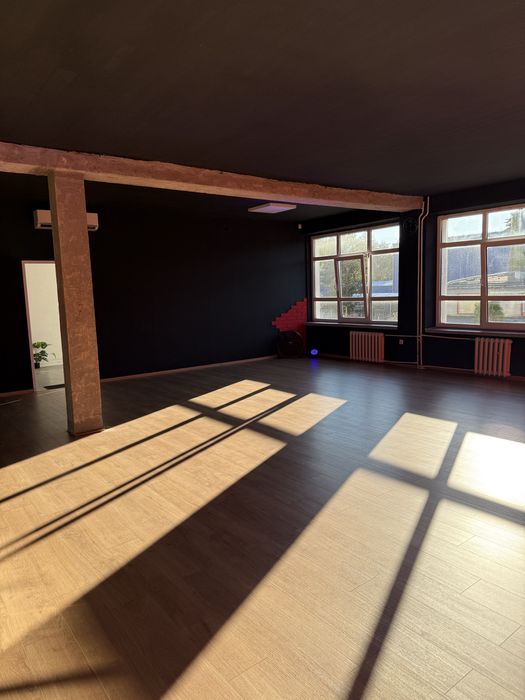Sala taneczna/ przestrzeń kreatywna/ studio foto/ sala treningowa joga