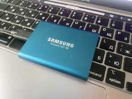 Продам SSD Samsung T5 500Gb