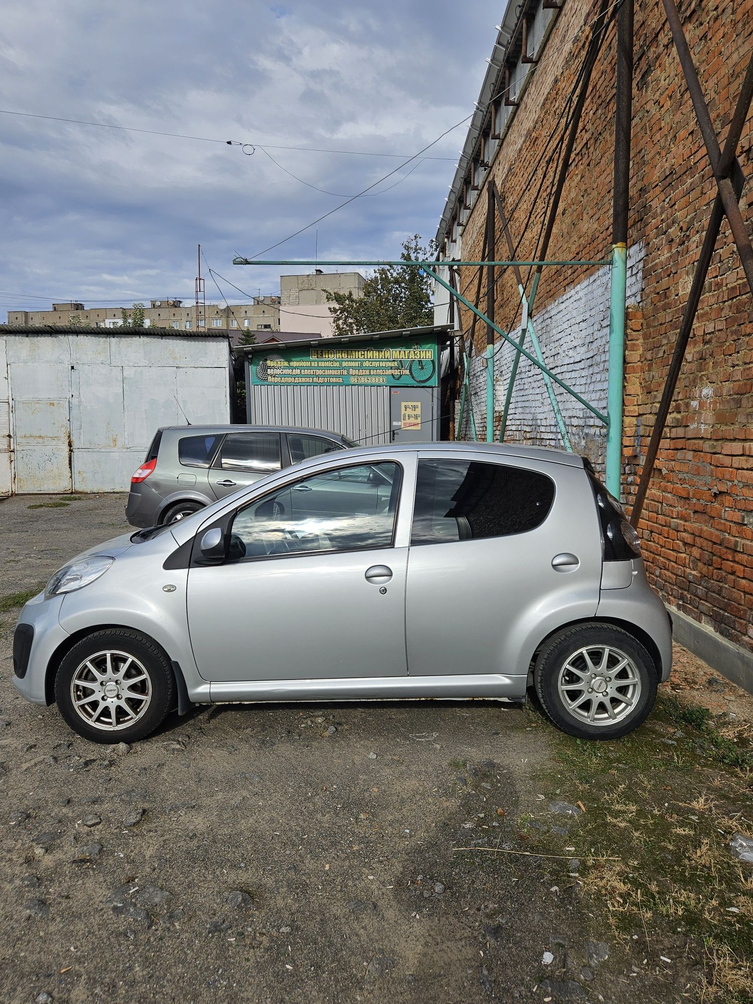 Продам Citroen C1