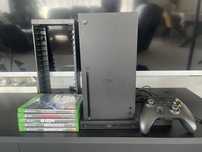 Konsola Xbox Series X + sporo dodatków