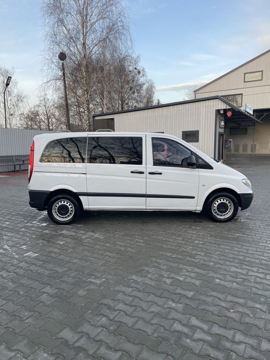 Mercedes-Benz Vito W639 пасажир 2006 рік 2.2 дизель