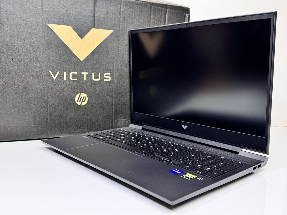 HP Victus 16-e0033nl і7 R5-5600H 16 ГБ 512 ГБ GeForce RTX 3050 4 ГБ