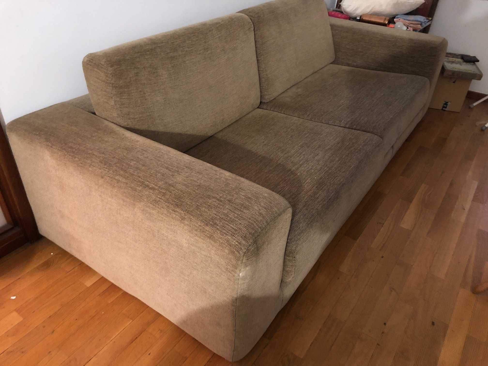 Sofá de 3 lugares