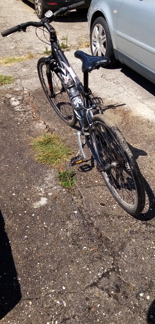 Bicicleta com garrafa
