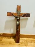 Crucifixo em madeira