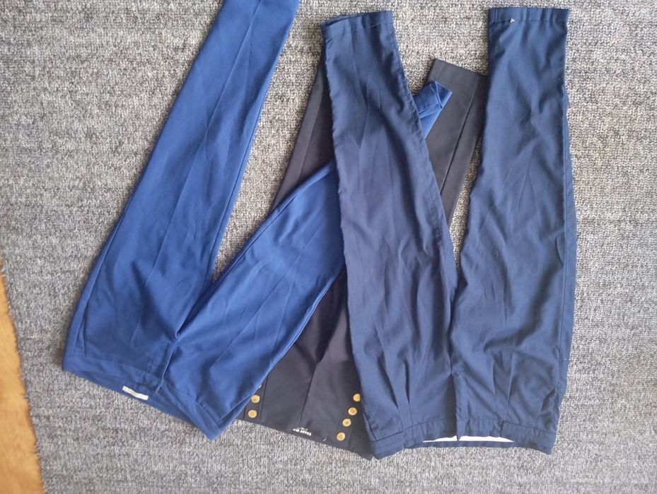 Продам три пари брюків