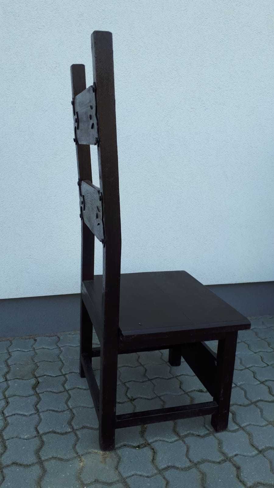 Krzesła drewniane stylowe