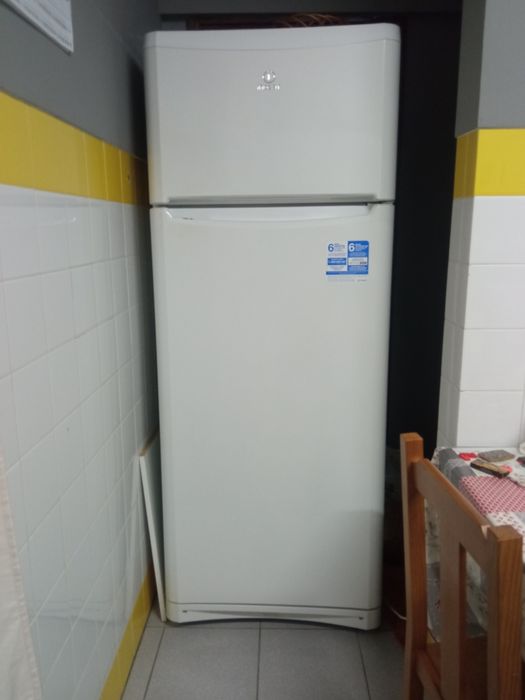Frigorífico novo