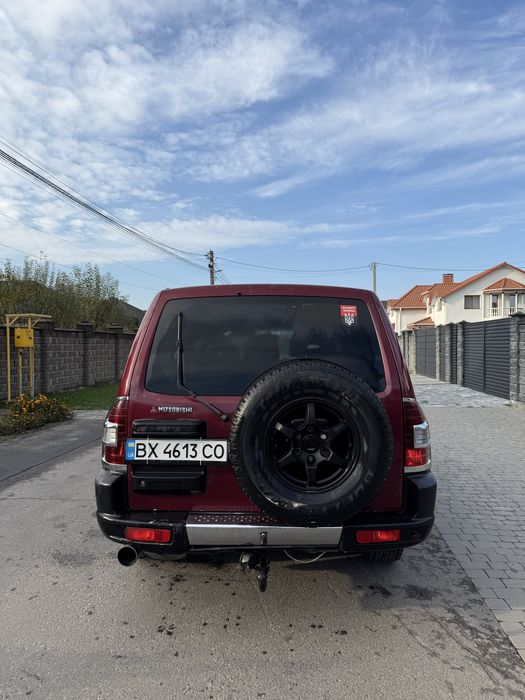 Mitsubishi pajero 3.5газ/бенз Повний Привід