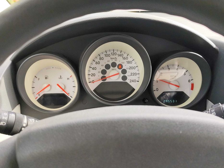 DODGE CALIBER 1.8 benzyna + gaz 2007r. skóra klima czujniki cofania