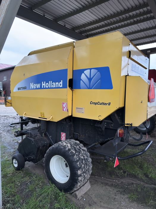 Prasa new holland BR7060 Crop Cutterll