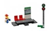 LEGO 60197 nowy dworzec kolejowy z semaforem i minifigurką