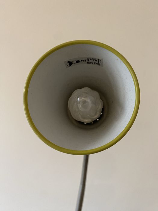 Vendo candeeiro de pé