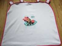 Fralda tapa-ovo pintada à mão