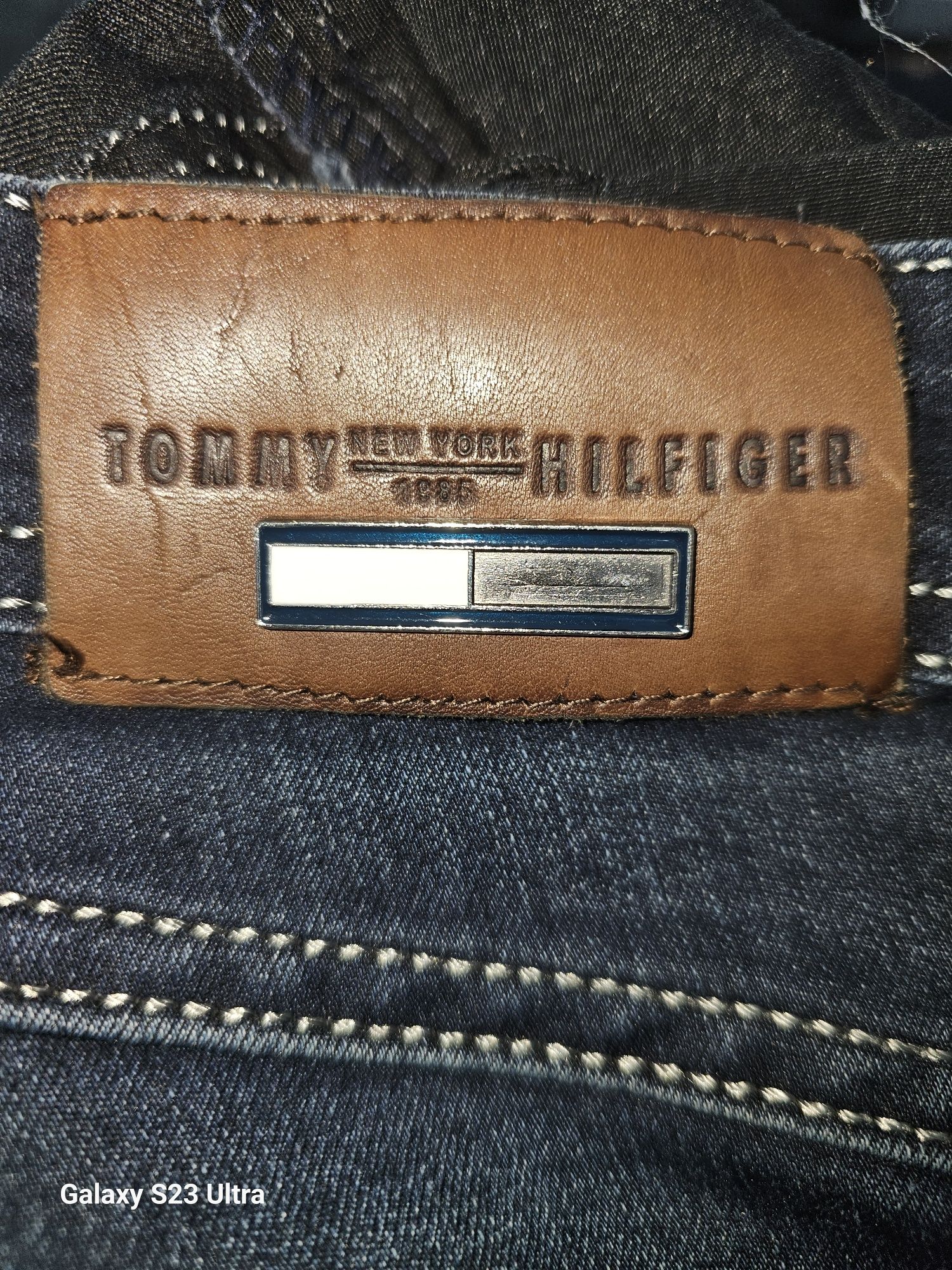 Tommy Hilfiger jeans dzinsy 31