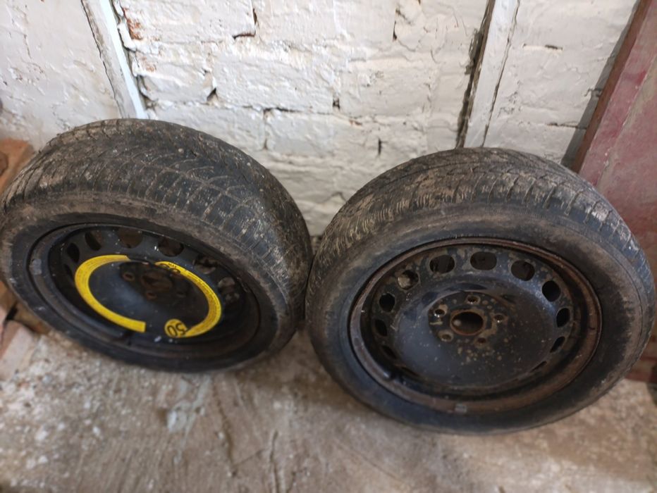 пара резина R 16 на шкоду суперд б