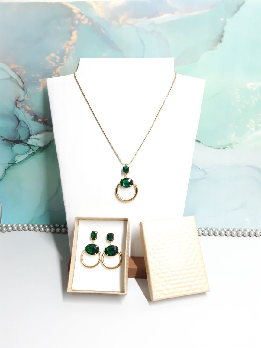 Conjunto colar e brincos com zircónias verde esmeralda