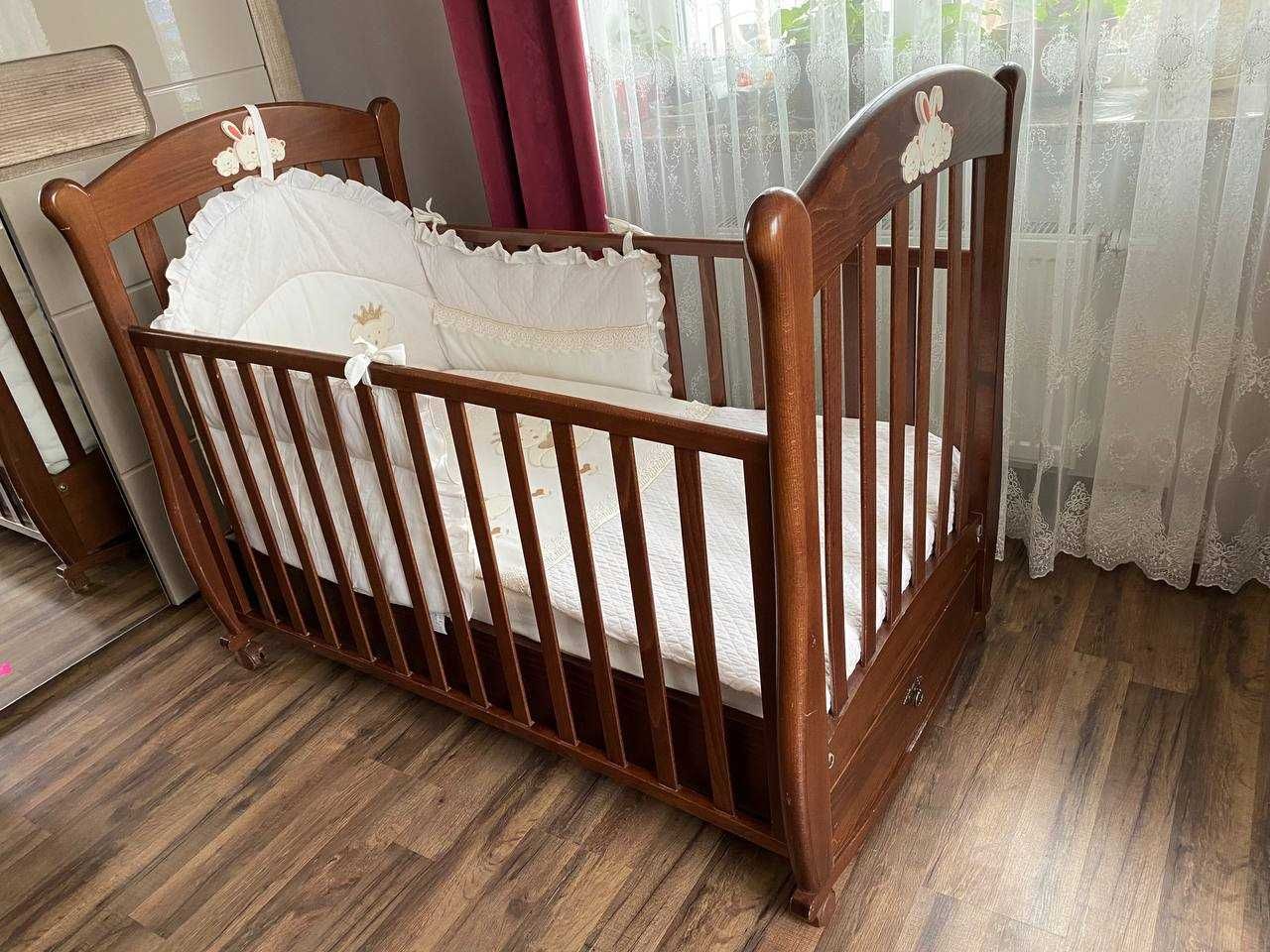 Дитяче ліжечко Baby Italia, матрас, покривало, бортикі