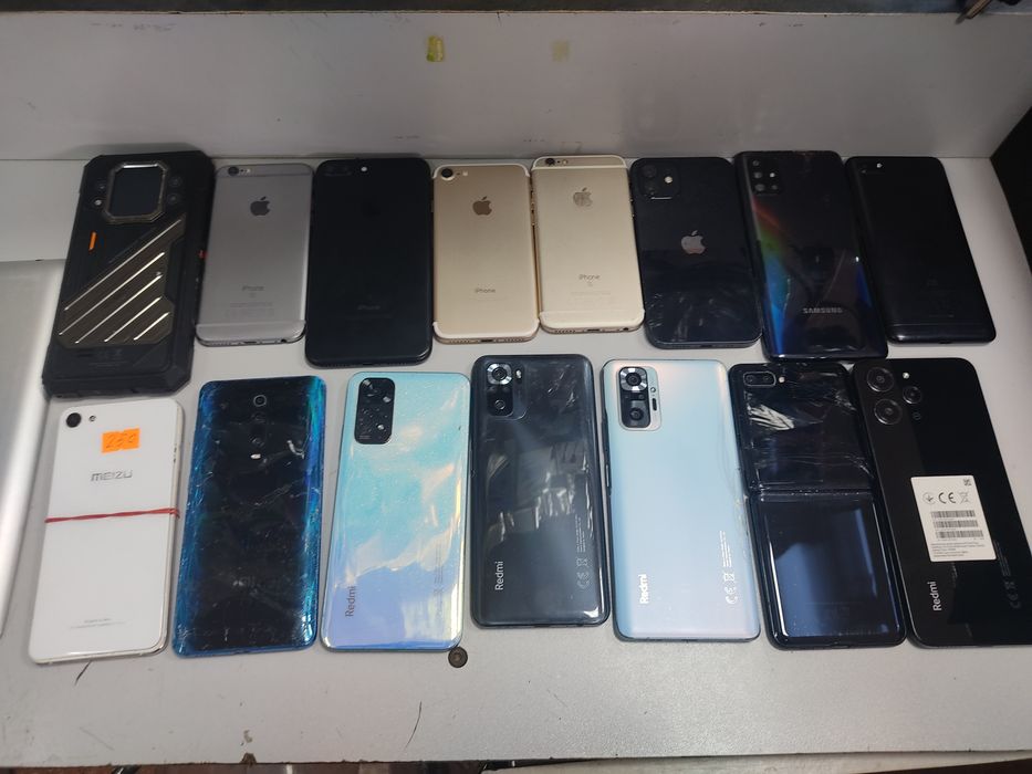 Iphone 12,Sam Z Flip,Redm 12