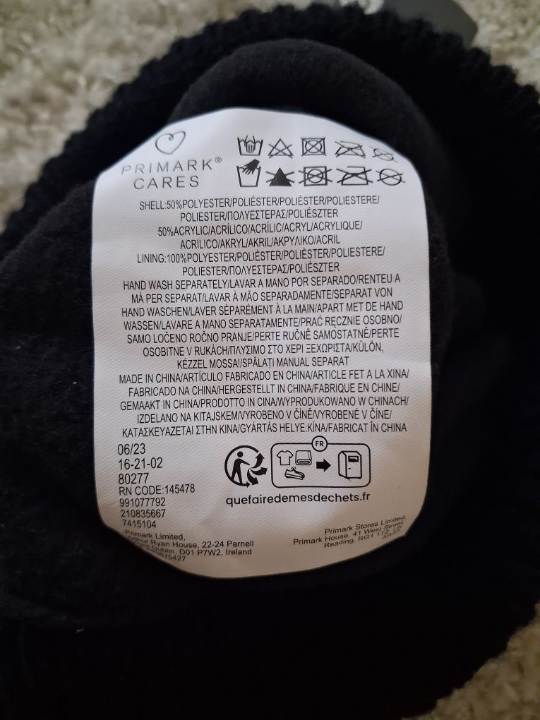 Чоловіча зимова чорна тепла в'язана шапка біні на тінсулейті "Primark"