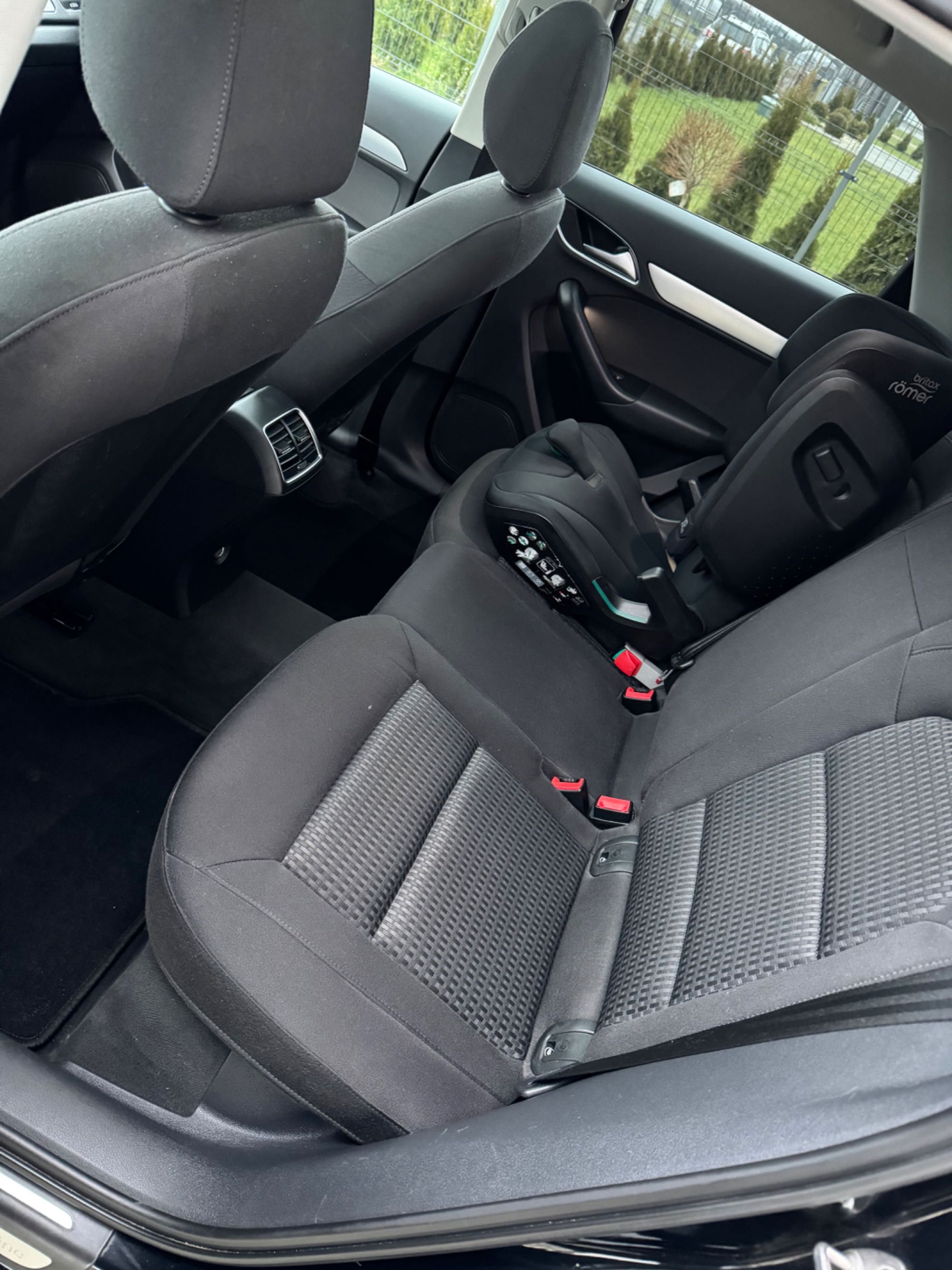 Audi Q3 S line 2.0 TDI