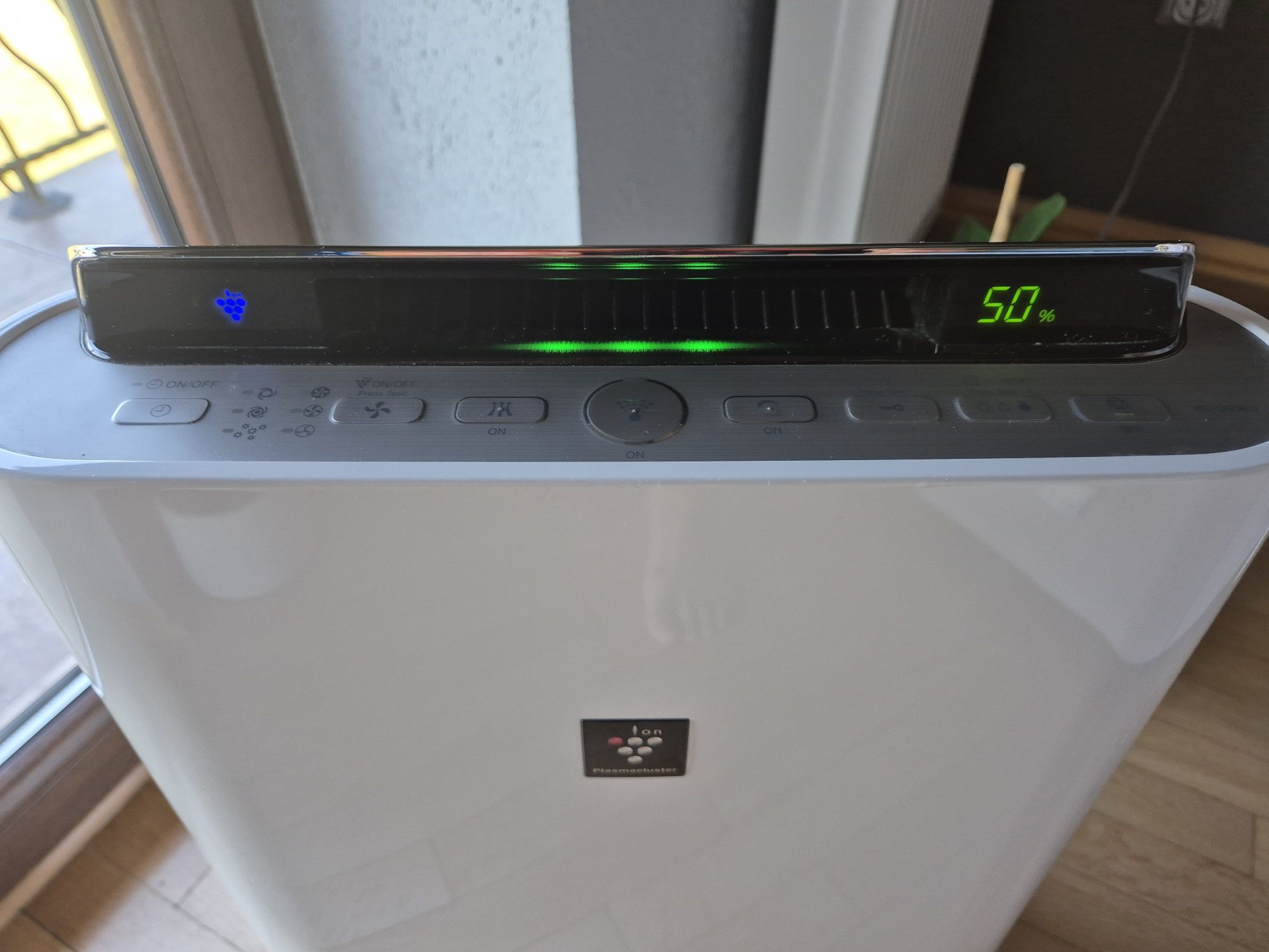 Oczyszczacz powietrza Sharp KC-d50eu-w