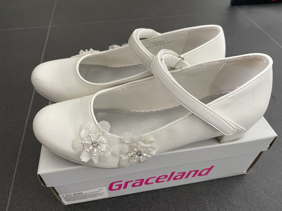 Białe buty komunijne rozm.37