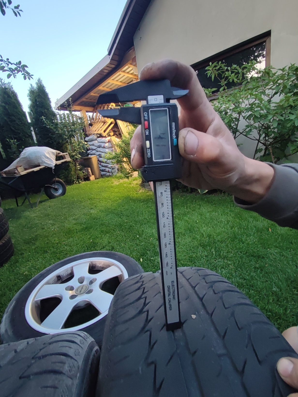 Felgi Enzo 16 z oponami