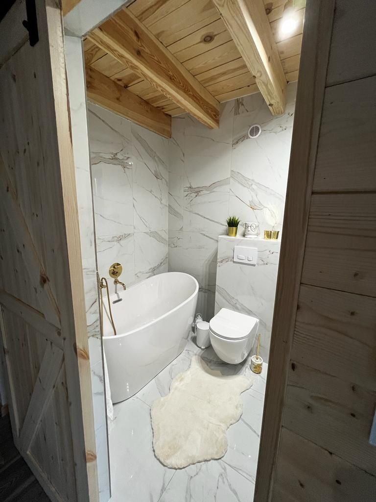 Domki nad morzem Nowoczesne stodoły + Jacuzzi  LATO 2025