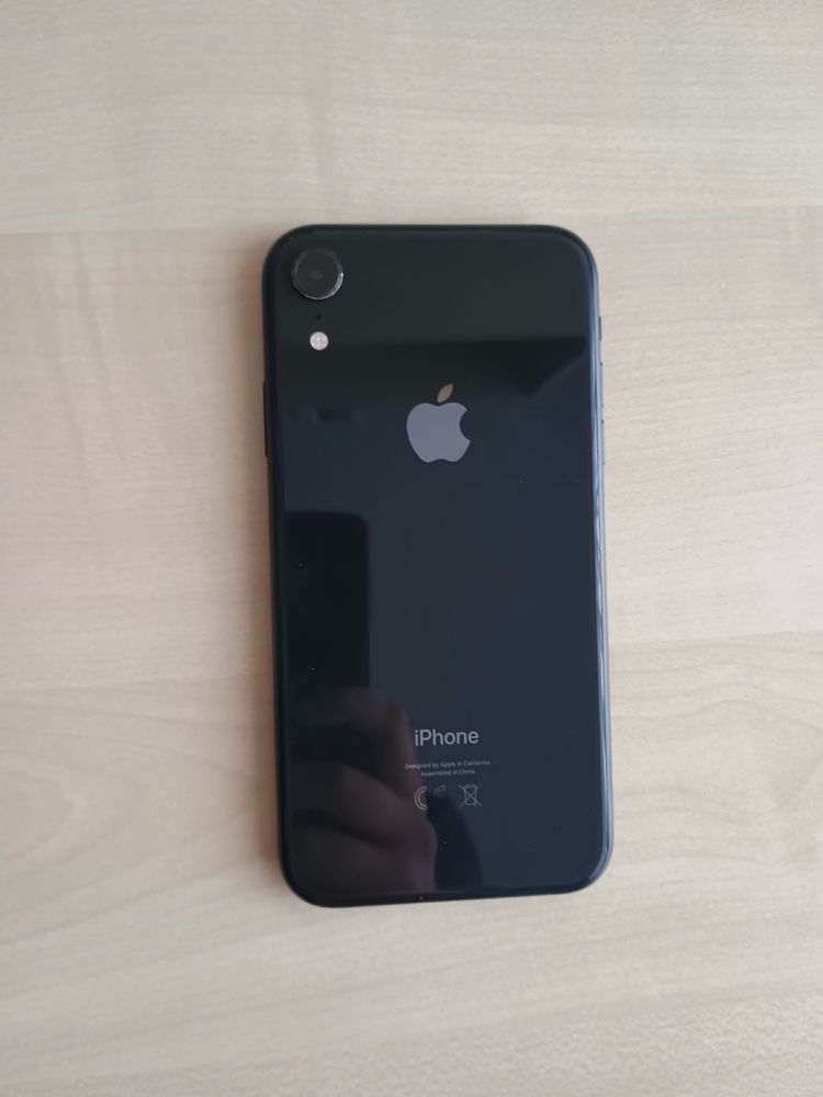 Iphone XR   64 GB
