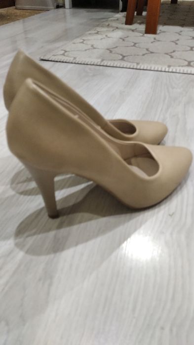 Pantofle damskie klasyczne