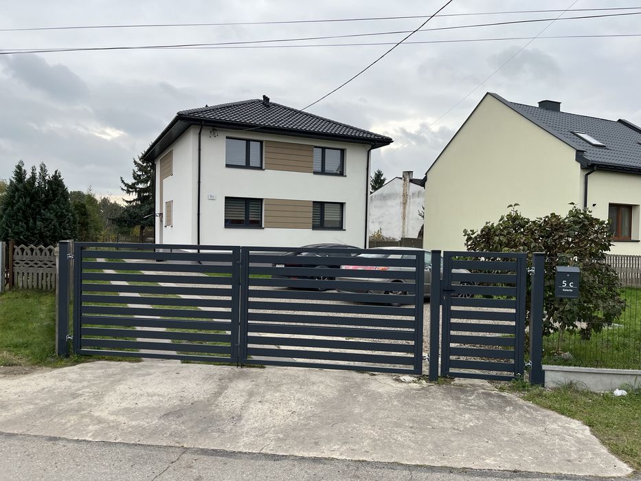 Dom 160 m2 - dwa niezalezne mieszkania na dzialce 1300 m2