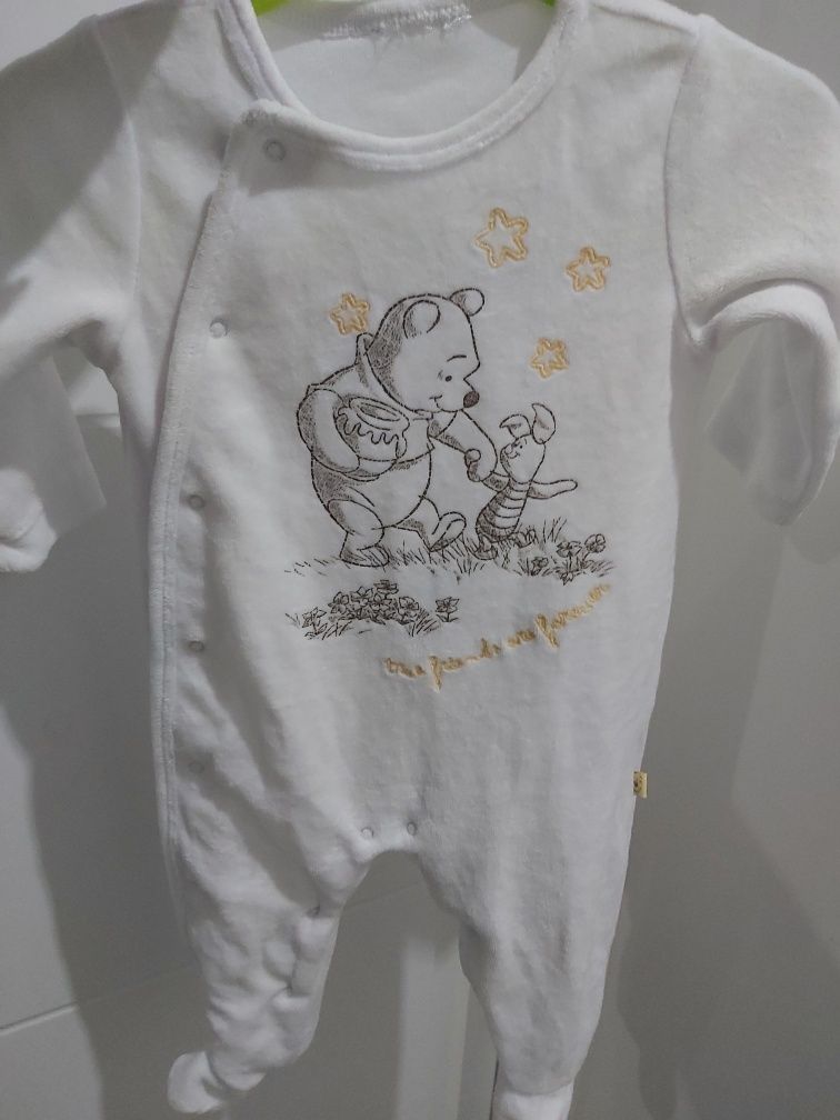 Piękny Pajac z AKSAMITU Weluru z Kubusiem Puchatkiem 68 cm. jak NOWY