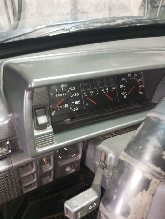 Продам машину ваз 99