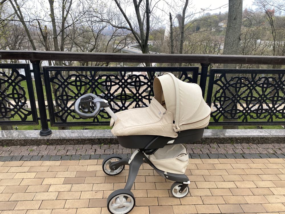 Продам Stokke Xplory V4 2 в 1