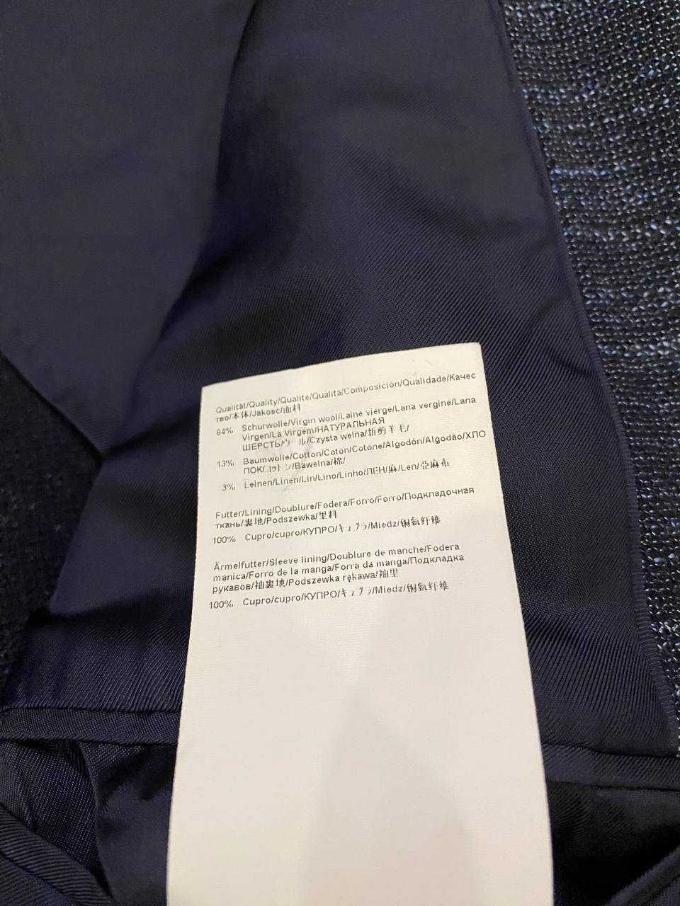 чоловічий шерстяний блейзер піджак Hugo Boss 
розмір 54 / Large