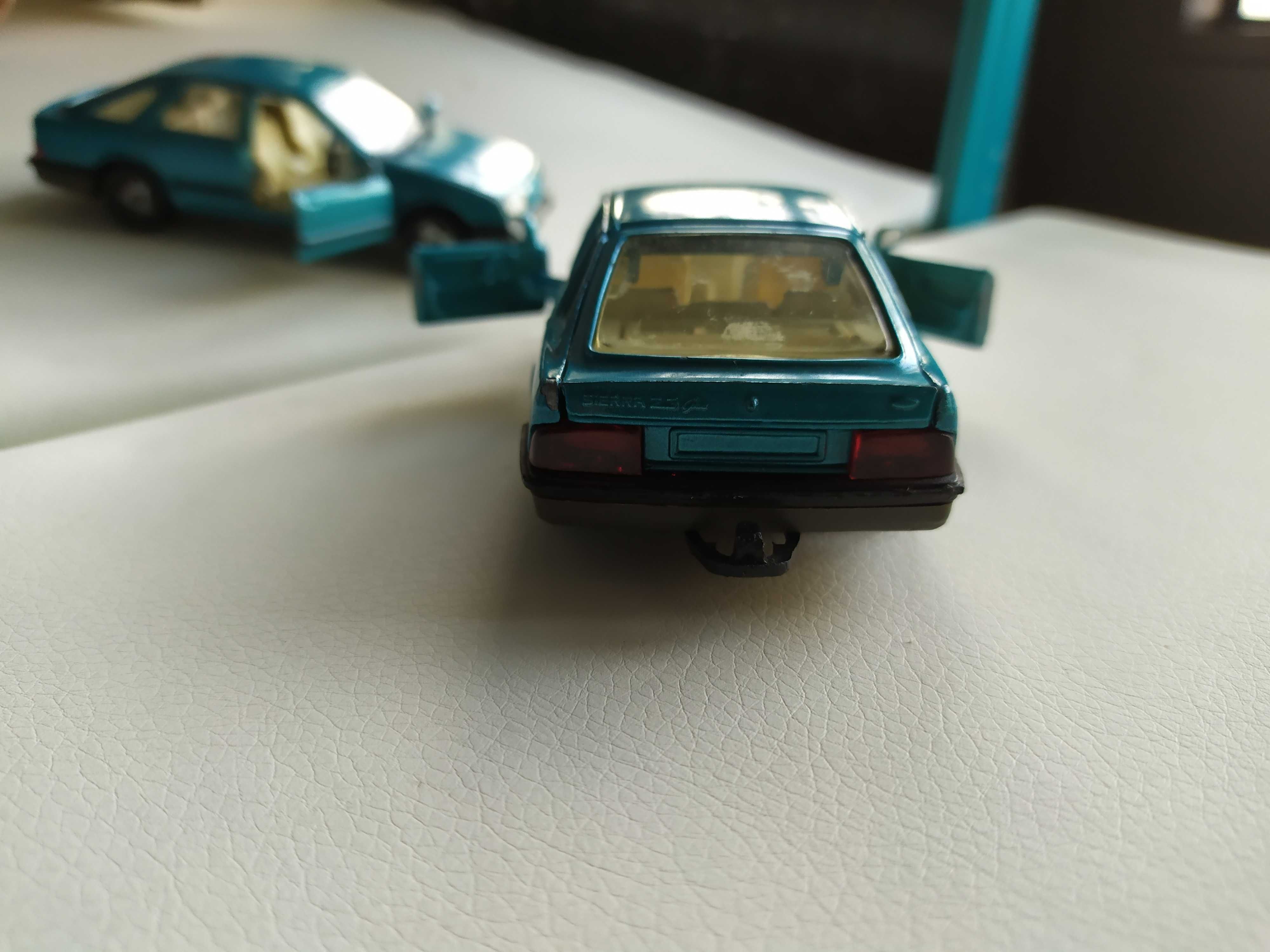 Corgi Ford Sierra 2.3 Ghia - 1981 (Bom)