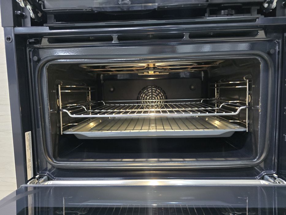 Духова шафа Bosch 2в1 Пароварка 45см Чюдовий стан України.мова