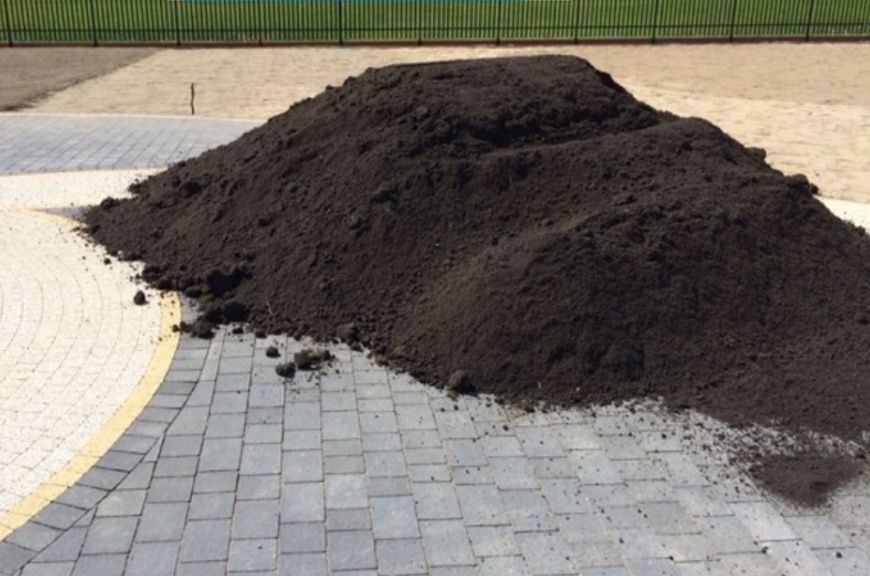 Ziemia ogrodowa humus czarnoziem