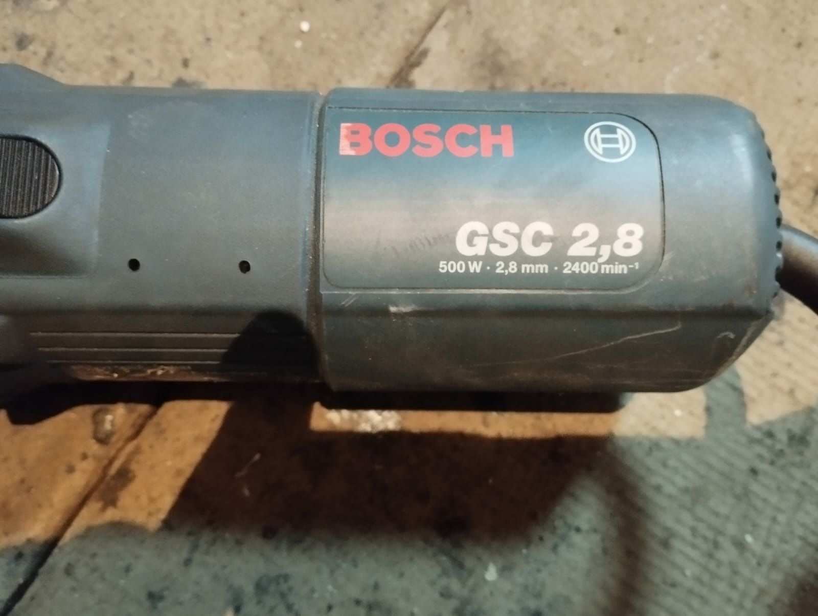 Продам листовые ножницы по металлу Bosch 2.8