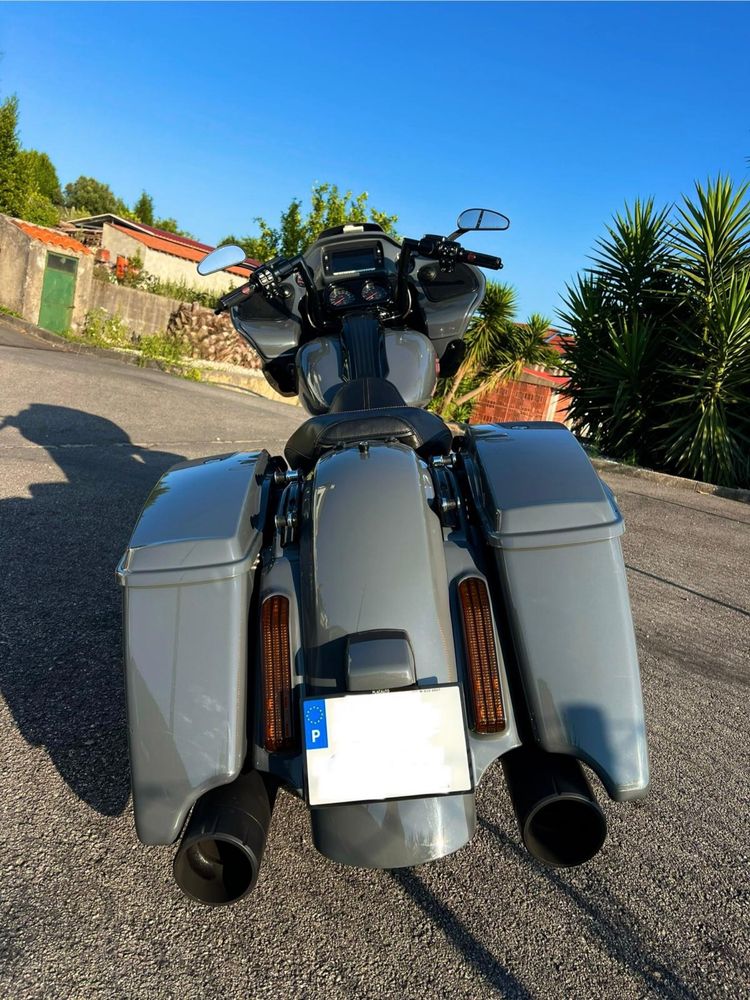 Harley Davidson Road glide CVO