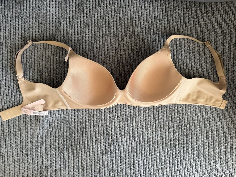 Бюстгалтер Victoria’s Secret, р. 34C (75C)