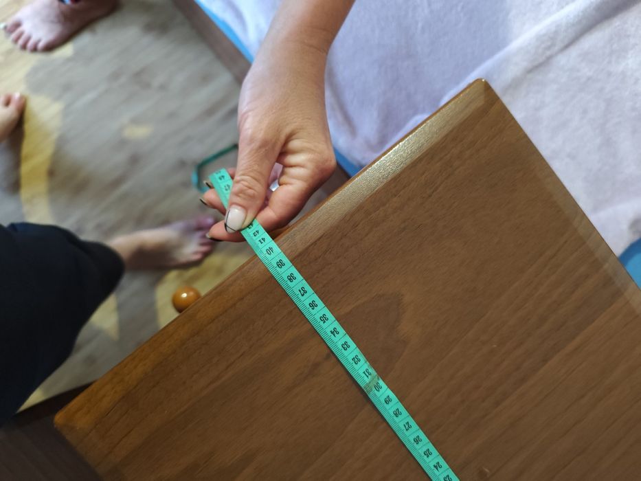 Меблі в спальню б/у шкаф, туалетний столик