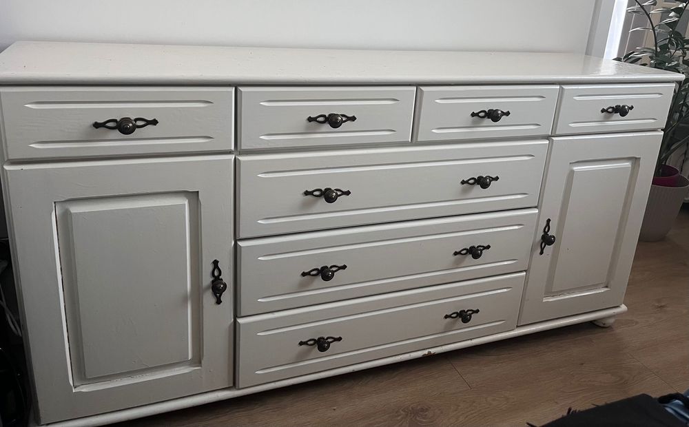 Drewniana komoda – solidna, pojemna, klasyczna