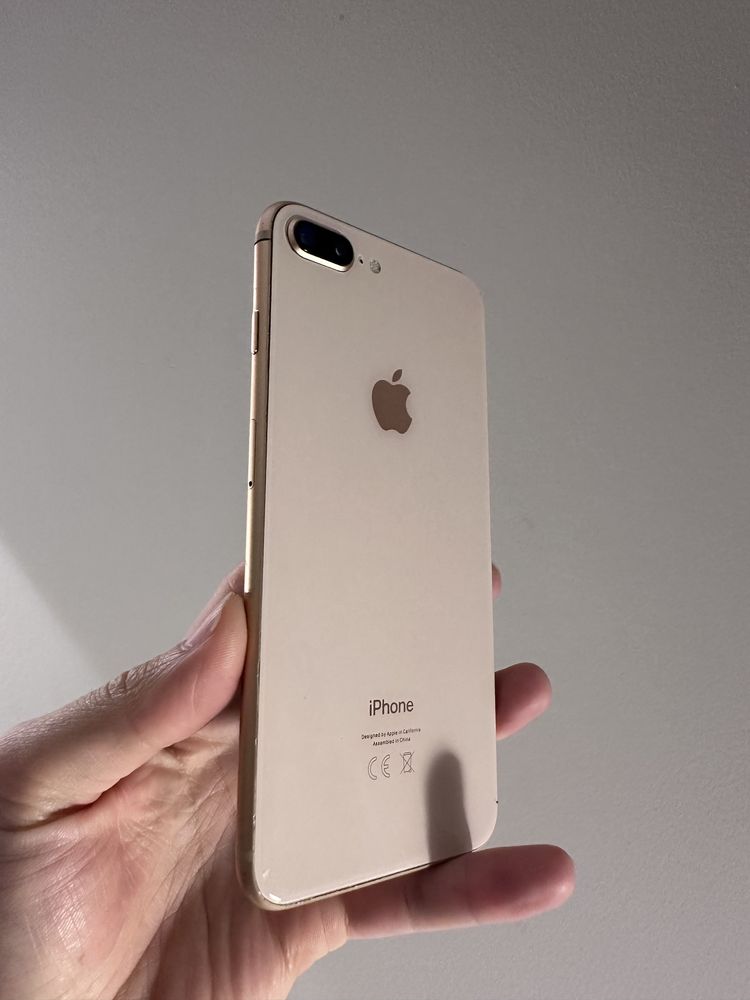 iPhone 8 Plus 64Gb