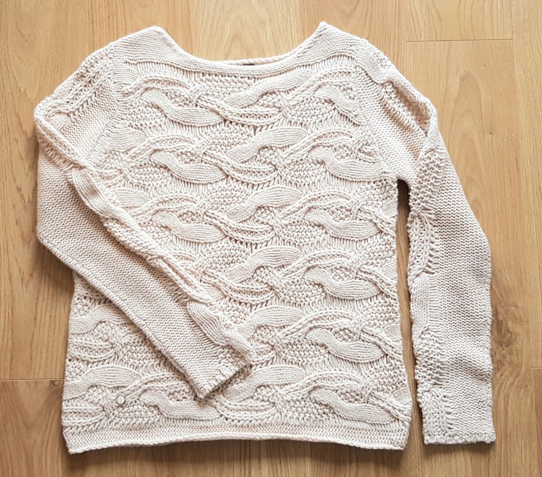 Sweter jasno beżowy, rozmiar S, śliczny wzór